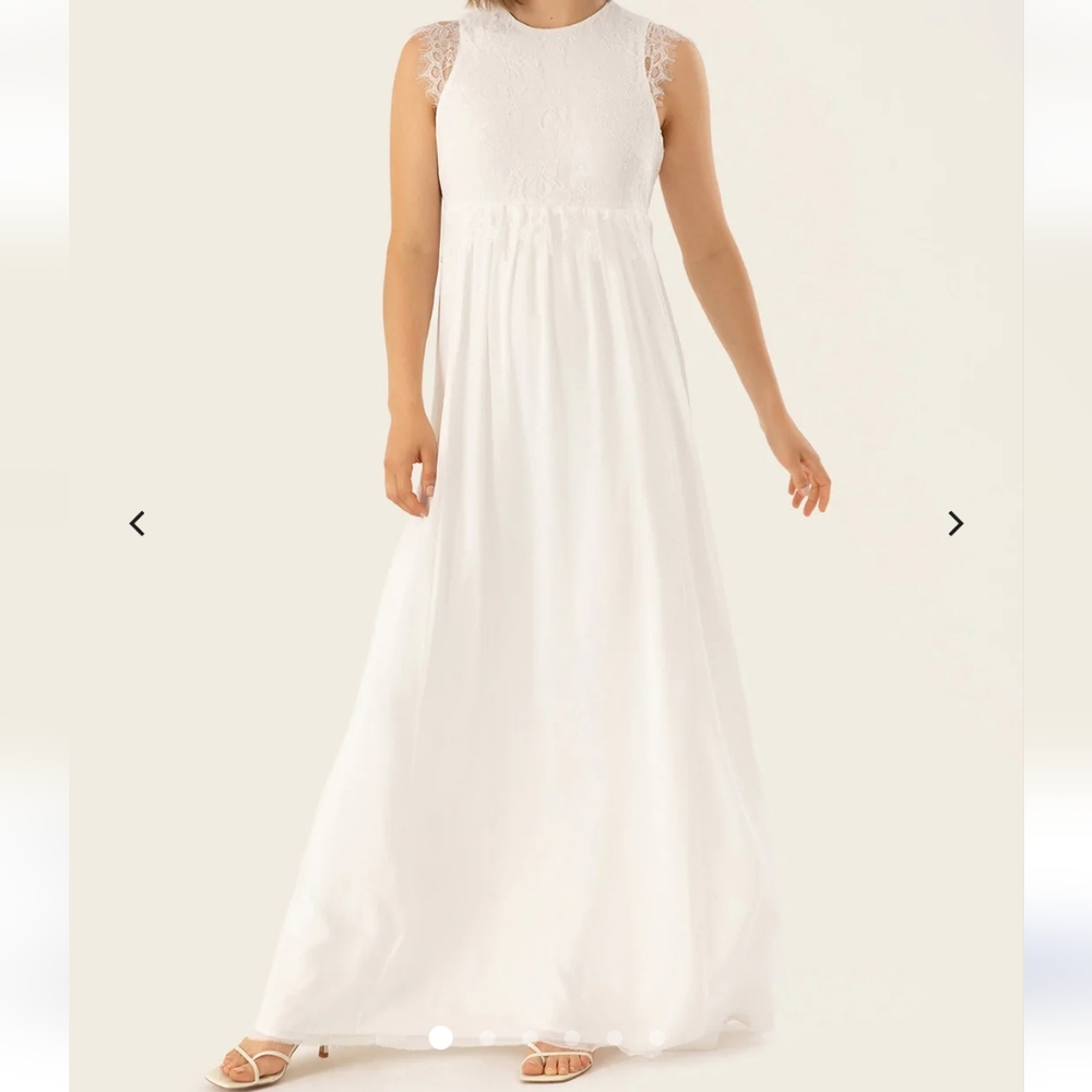 🥳Host pick ❤️Ivy& Oak Size 2 (XS) snow white maternity dress / bridal dress.
